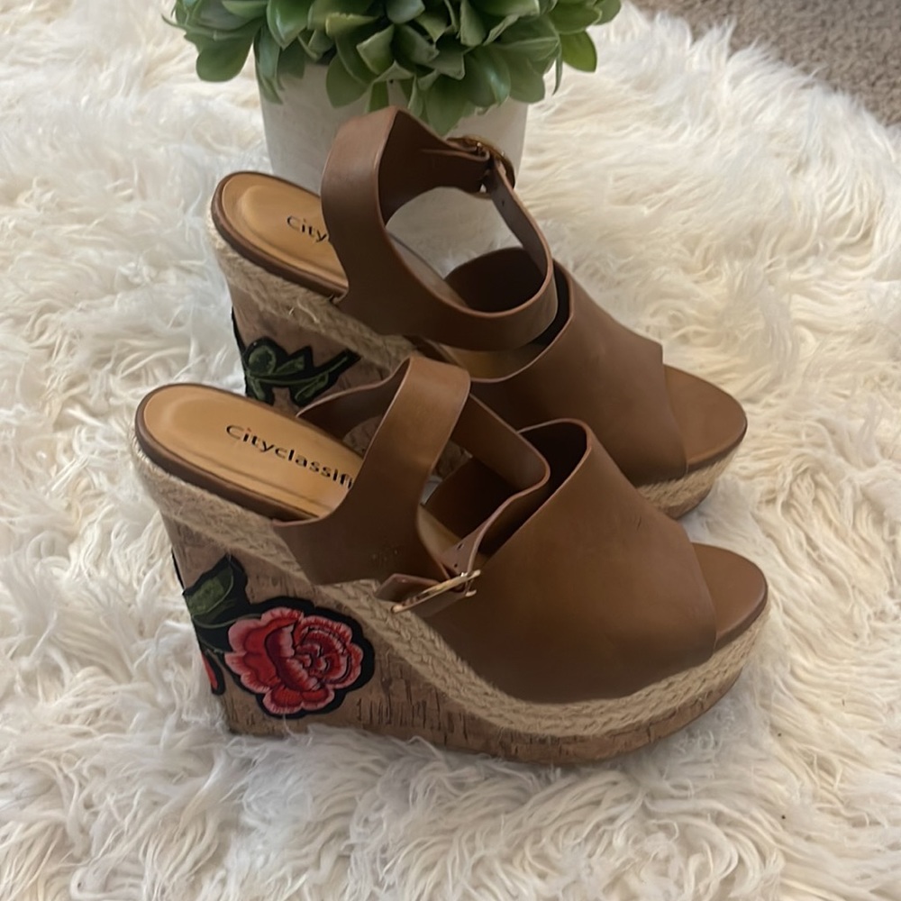 Tan Wedge Heels with Embroidery by Charlotte Russe. Like new condition.